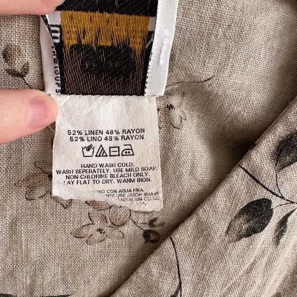 Vintage linen floral button down short sleeve blouse - Picture 3 of 6